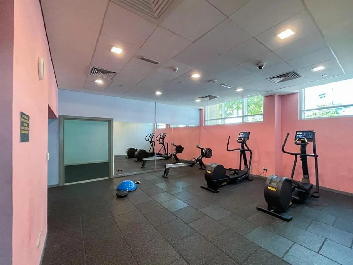 Cozy Loft In Downtown With Greenery View, Sleeps 4 Apartment Dubai