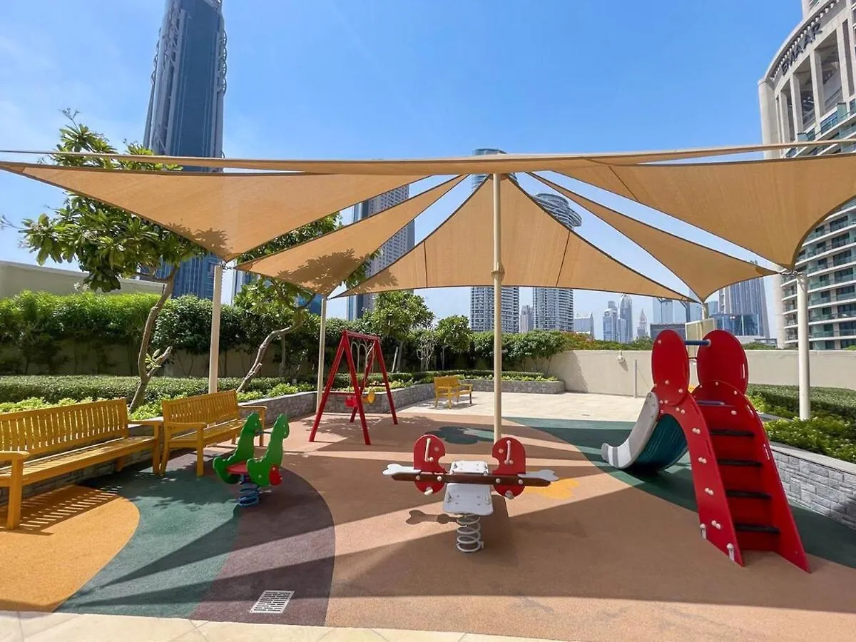 Cozy Loft In Downtown With Greenery View, Sleeps 4 Apartment Dubai