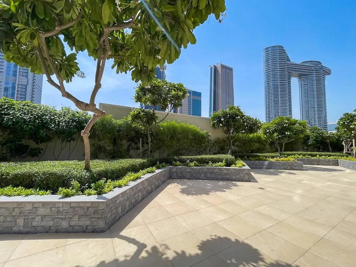 Cozy Loft In Downtown With Greenery View, Sleeps 4 Apartment Dubai 0*,