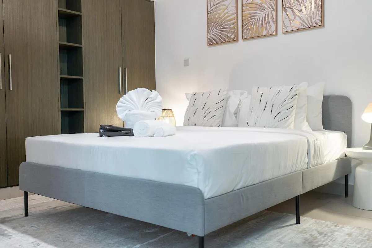 Cozy Loft In Downtown With Greenery View, Sleeps 4 Apartment Dubai 0*,