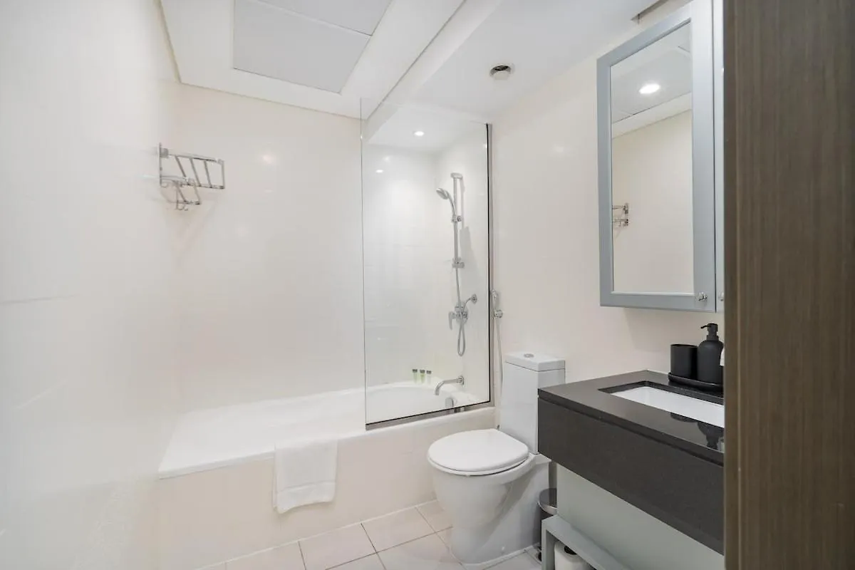Cozy Loft In Downtown With Greenery View, Sleeps 4 Apartment Dubai