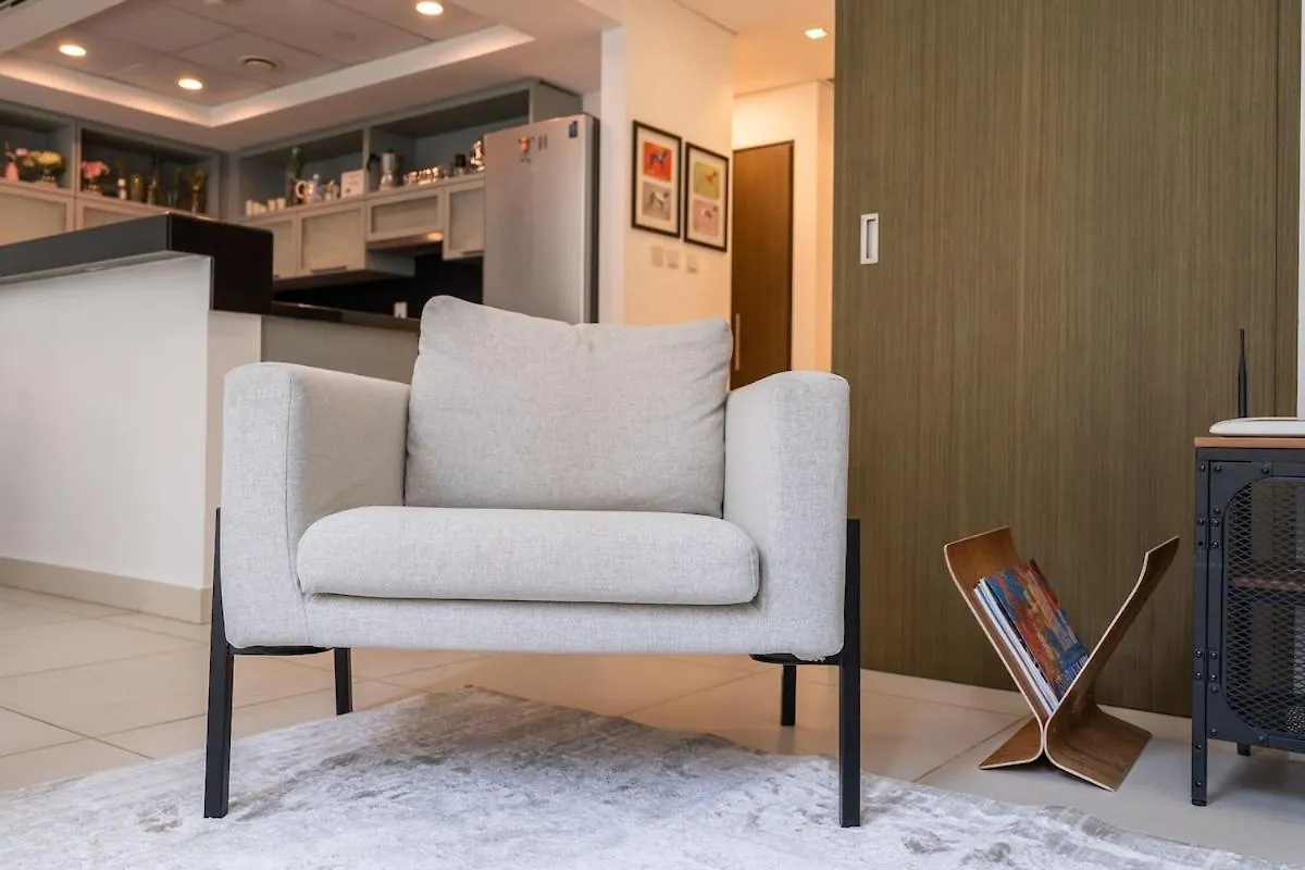 Cozy Loft In Downtown With Greenery View, Sleeps 4 Apartment Dubai